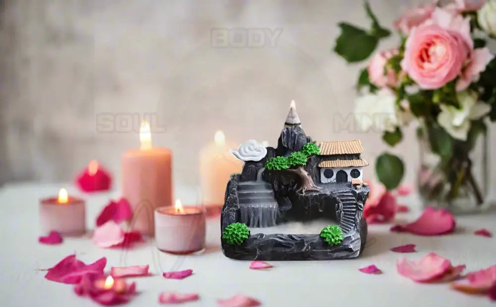 Reflux Wierookbrander Toren Klein huis waterval (10 h x 11.5 l x 7 b cm)